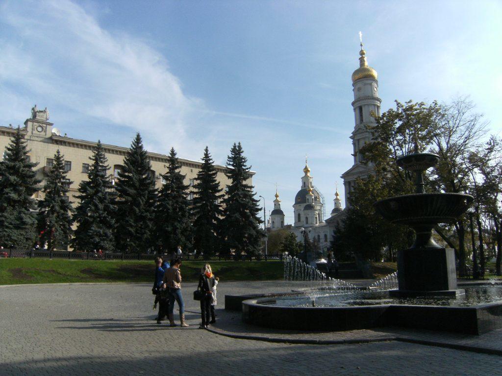 Modern Luxury Studio In The Center Of Kharkiv At Konstitutsii Square Exterior photo