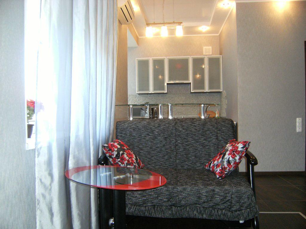 Modern Luxury Studio In The Center Of Kharkiv At Konstitutsii Square Exterior photo